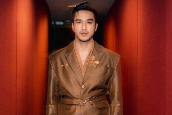 Hard Gumay Prediksi Nama Baik Ridwan Kamil akan Pulih Kembali usai Isu Perselingkuhan Hard Gumay Prediksi Nama Baik Ridwan Kamil akan Pulih Kembali usai Isu Perselingkuhan