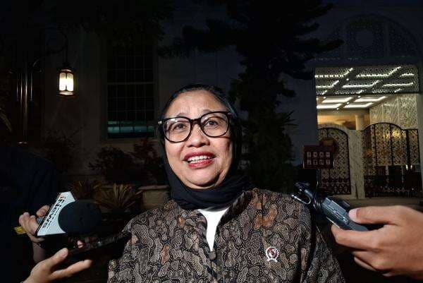 Nanik S Deyang Pastikan Tak Ada Polisi Aktif di BGN: Sony Sanjaya Sudah Pensiun dari Polri Nanik S Deyang Pastikan Tak Ada Polisi Aktif di BGN: Sony Sanjaya Sudah Pensiun dari Polri