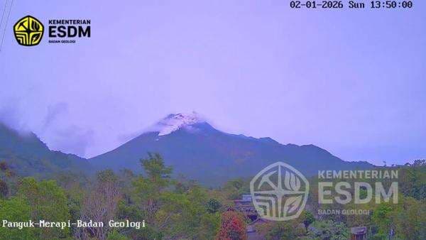 Gunung Merapi Erupsi, Muntahkan Awan Panas Guguran ke Barat Daya Gunung Merapi Erupsi, Muntahkan Awan Panas Guguran ke Barat Daya