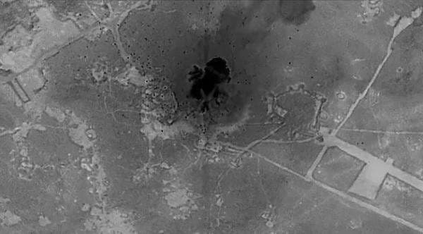 AS Lancarkan Serangan Skala Besar Targetkan ISIS di Suriah AS Lancarkan Serangan Skala Besar Targetkan ISIS di Suriah