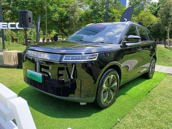 Mobil Listrik Diklaim Lebih Populer Dibandingkan Hybrid di Perkotaan Mobil Listrik Diklaim Lebih Populer Dibandingkan Hybrid di Perkotaan