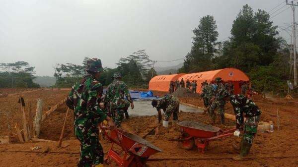 Pemerintah Mulai Bangun Hunian Sementara untuk Warga Terdampak Bencana di Sumbar Pemerintah Mulai Bangun Hunian Sementara untuk Warga Terdampak Bencana di Sumbar