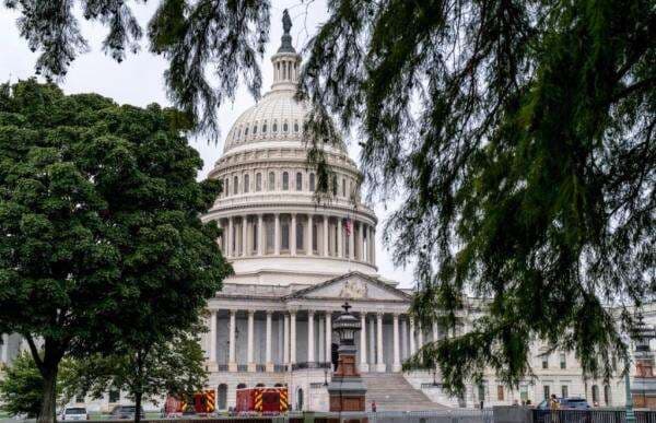 Anggota DPR AS Siapkan RUU Beri Jalan Trump Caplok Greenland Anggota DPR AS Siapkan RUU Beri Jalan Trump Caplok Greenland