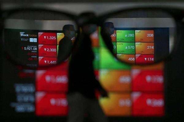 IHSG Sesi I Melemah Tipis ke 8.649, Transaksi Rp19,6 Triliun IHSG Sesi I Melemah Tipis ke 8.649, Transaksi Rp19,6 Triliun