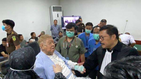 Haji Halim Ali Tetap Diwajibkan Jalani Sidang, Keluarga Khawatirkan Kondisi Kesehatan Haji Halim Ali Tetap Diwajibkan Jalani Sidang, Keluarga Khawatirkan Kondisi Kesehatan