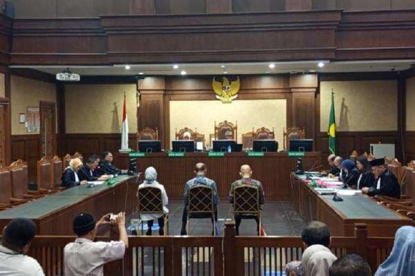 Eks Dirut ASDP Ira Puspadewi Divonis Hari Ini Eks Dirut ASDP Ira Puspadewi Divonis Hari Ini