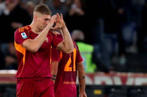 Artem Dovbyk Tolak Mentah-Mentah Premier League, Pilih Setia bersama AS Roma Artem Dovbyk Tolak Mentah-Mentah Premier League, Pilih Setia bersama AS Roma