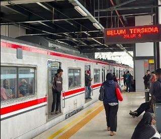 11 Perjalanan KRL Tanah Abang-Rangkasbitung Direkayasa Imbas Gangguan Listrik 11 Perjalanan KRL Tanah Abang-Rangkasbitung Direkayasa Imbas Gangguan Listrik