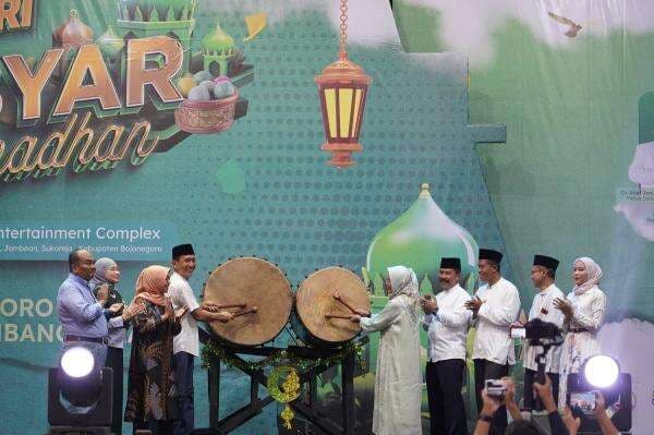 Dihadiri Bupati dan Wakil Bupati Bojonegoro, Pembukaan Gebyar Ramadhan di GoFun Berlangsung Meriah Dihadiri Bupati dan Wakil Bupati Bojonegoro, Pembukaan Gebyar Ramadhan di GoFun Berlangsung Meriah