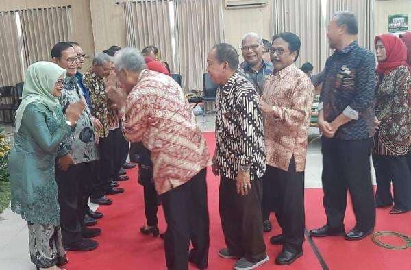 Transparan, Akuntabel, Efisien, Pengadilan Tinggi Jateng Luncurkan Siwareg Plus, Apa Manfaatnya Transparan, Akuntabel, Efisien, Pengadilan Tinggi Jateng Luncurkan Siwareg Plus, Apa Manfaatnya