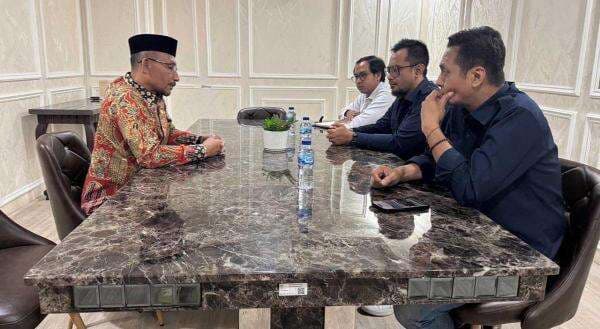 Haji Uma Libatkan LPSK untuk Dampingi Keluarga Korban Penembakan oleh Oknum TNI AL di Aceh Utara Haji Uma Libatkan LPSK untuk Dampingi Keluarga Korban Penembakan oleh Oknum TNI AL di Aceh Utara