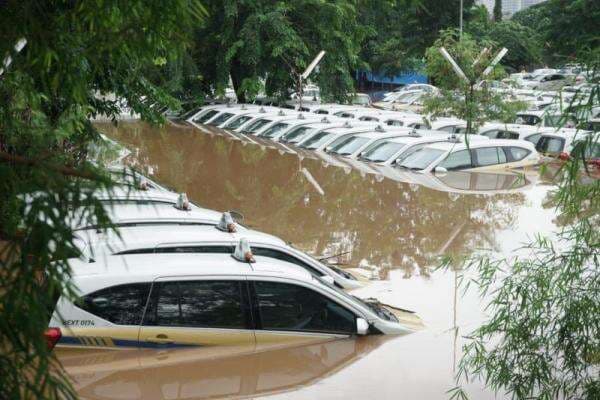 Ini Respons Seskab Teddy Soal Penetapan Status Darurat Bencana Nasional Banjir Sumatera Ini Respons Seskab Teddy Soal Penetapan Status Darurat Bencana Nasional Banjir Sumatera