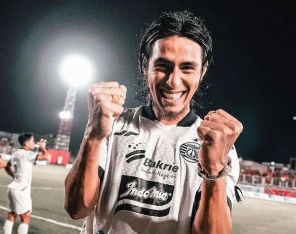 Kabar Buruk, Hanif Sjahbandi Harus Absen Sebulan Bela Persija Jakarta karena Cedera Kabar Buruk, Hanif Sjahbandi Harus Absen Sebulan Bela Persija Jakarta karena Cedera