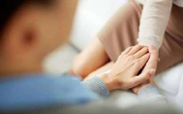 Skandal Cinta Terlarang: Camat Padang Selatan dan Oknum ASN Digerebek Istri Skandal Cinta Terlarang: Camat Padang Selatan dan Oknum ASN Digerebek Istri