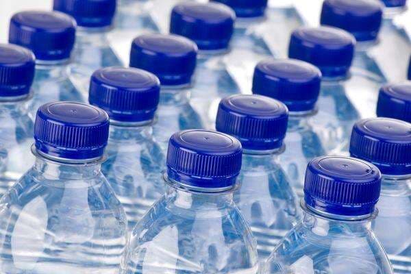 Minim Sampah, Ketahui 4 Alasan Bali Larangan Penjualan AMDK di Bawah 1 Liter Minim Sampah, Ketahui 4 Alasan Bali Larangan Penjualan AMDK di Bawah 1 Liter