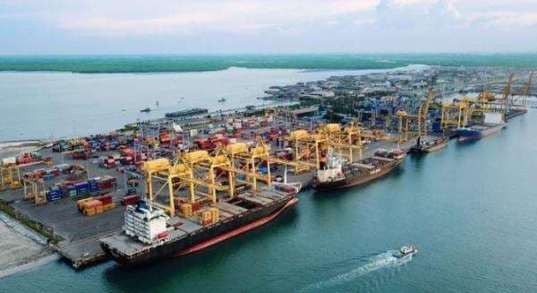 7 Fakta Unik Pelabuhan Tanjung Priok yang Belum Banyak Diketahui 7 Fakta Unik Pelabuhan Tanjung Priok yang Belum Banyak Diketahui