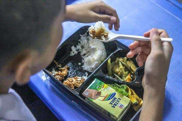 MBG Serap APBN Rp52,9 Triliun hingga Pertengahan Desember 2025 MBG Serap APBN Rp52,9 Triliun hingga Pertengahan Desember 2025