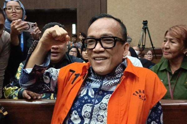 Noel Sindir Jubir KPK gegara Ditegur Fokus ke Sidang: Juru Nyinyir Si Budi Itu Noel Sindir Jubir KPK gegara Ditegur Fokus ke Sidang: Juru Nyinyir Si Budi Itu