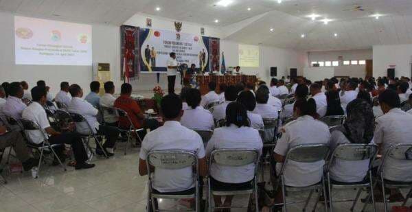 Angka Kemiskinan dan Stunting Masih Tinggi, Bupati Sumba Timur Minta OPD Fokus Efektivitas Anggaran Angka Kemiskinan dan Stunting Masih Tinggi, Bupati Sumba Timur Minta OPD Fokus Efektivitas Anggaran