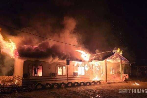 Pembakaran Kantor Tambang di Morowali Sulteng, 3 Pelaku Ditangkap Pembakaran Kantor Tambang di Morowali Sulteng, 3 Pelaku Ditangkap