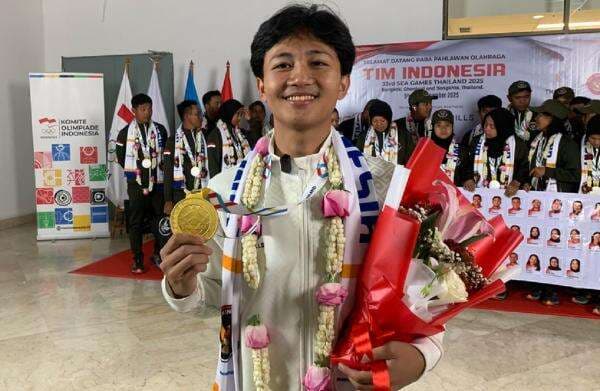 Dapat Bonus Rp1 Miliar Setelah Raih Emas SEA Games 2025, Basral Graito Hutomo Donasi ke Yatim Piatu Dapat Bonus Rp1 Miliar Setelah Raih Emas SEA Games 2025, Basral Graito Hutomo Donasi ke Yatim Piatu