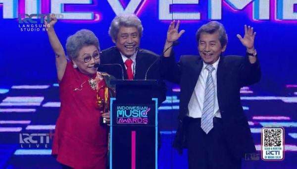 Indonesian Music Awards 2025: Bimbo Raih Lifetime Achievement! Indonesian Music Awards 2025: Bimbo Raih Lifetime Achievement!