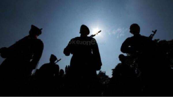 3 Oknum TNI dan Polisi Diduga Peras Sopir Travel di Gowa, Modus Gelar Razia Palsu 3 Oknum TNI dan Polisi Diduga Peras Sopir Travel di Gowa, Modus Gelar Razia Palsu