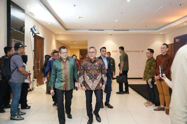 Menko Zulhas hingga Teuku Riefky Hadiri Acara Anugerah Penggerak Nusantara 2025 Menko Zulhas hingga Teuku Riefky Hadiri Acara Anugerah Penggerak Nusantara 2025