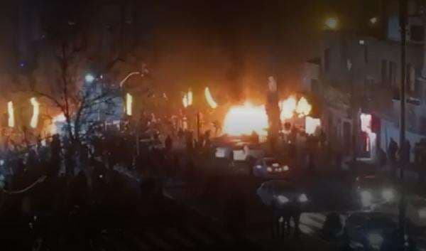 Pantau Situasi di Iran, Kemlu: Evakuasi WNI Belum Diperlukan Pantau Situasi di Iran, Kemlu: Evakuasi WNI Belum Diperlukan