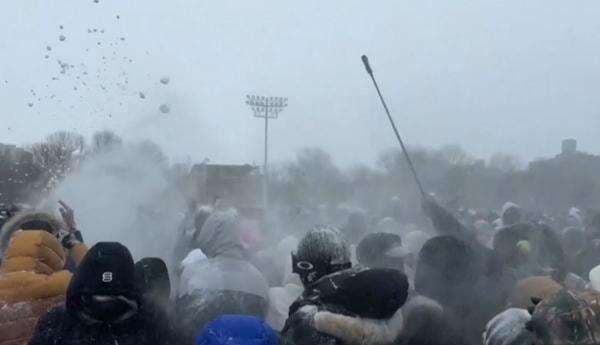 Badai Musim Dingin di AS: 20 Orang Tewas, Listrik Padam hingga Sekolah Tutup Badai Musim Dingin di AS: 20 Orang Tewas, Listrik Padam hingga Sekolah Tutup