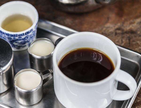 Teh vs Kopi, Mana yang Lebih Baik untuk Kesehatan Tulang? Teh vs Kopi, Mana yang Lebih Baik untuk Kesehatan Tulang?