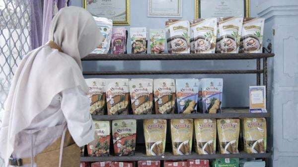 Kisah UMKM Ubah Kesulitan Jadi Peluang Berkat Pemberdayaan BRI Kisah UMKM Ubah Kesulitan Jadi Peluang Berkat Pemberdayaan BRI