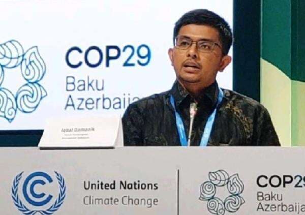 Aktivis Greenpeace Indonesia Diteror! Dikirimi Bangkai Ayam Disertai Pesan Ancaman Aktivis Greenpeace Indonesia Diteror! Dikirimi Bangkai Ayam Disertai Pesan Ancaman