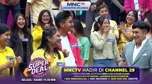 Super Deal Heboh di MNCTV Channel 29, Drummer Wanita Beri Warna Baru di Panggung Permainan Super Deal Heboh di MNCTV Channel 29, Drummer Wanita Beri Warna Baru di Panggung Permainan