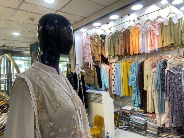 Kenapa Lebaran Harus Beli Baju Baru? Ini 4 Alasannya! Kenapa Lebaran Harus Beli Baju Baru? Ini 4 Alasannya!