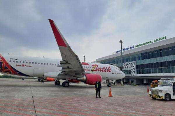 Bandara Jenderal Ahmad Yani Semarang Kembali Berstatus Internasional Bandara Jenderal Ahmad Yani Semarang Kembali Berstatus Internasional