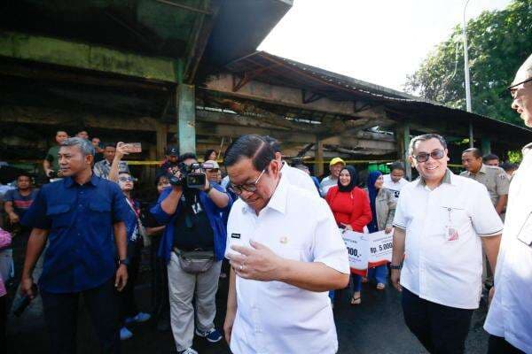 Pramono Dorong Percepatan Renovasi Pasar Induk Kramat Jati Pascakebakaran Pramono Dorong Percepatan Renovasi Pasar Induk Kramat Jati Pascakebakaran