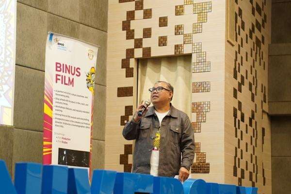 BINUS University Komitmen Cetak Sineas Muda Unggul BINUS University Komitmen Cetak Sineas Muda Unggul
