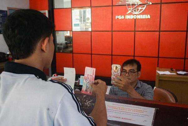 Pengumuman! Pengambilan BSU Rp600.000 di Kantor Pos Diperpanjang hingga 3 Agustus 2025 Pengumuman! Pengambilan BSU Rp600.000 di Kantor Pos Diperpanjang hingga 3 Agustus 2025