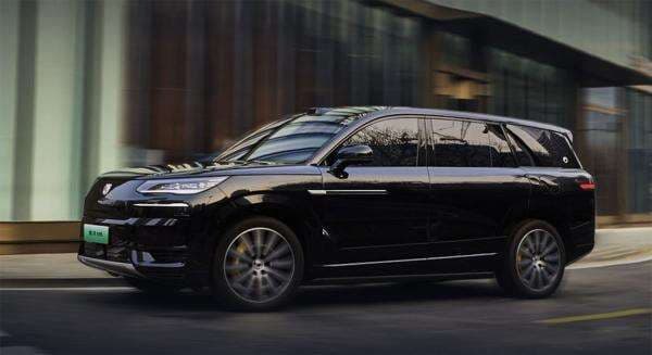 BYD Luncurkan SUV Plug-In Hybrid Denza N9 di China BYD Luncurkan SUV Plug-In Hybrid Denza N9 di China