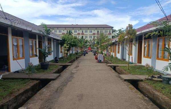 Pemerintah Siapkan 80 Hunian Sementara untuk Pengungsi Banjir di Padang Pemerintah Siapkan 80 Hunian Sementara untuk Pengungsi Banjir di Padang