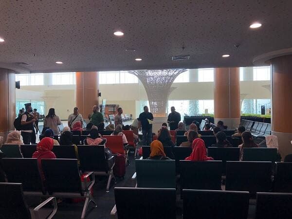 Diiming-imingi Gaji Rp9 Juta, Jadi Alasan Sembilan Pekerja Migran Indonesia Nekat Terbang ke Kamboja Diiming-imingi Gaji Rp9 Juta, Jadi Alasan Sembilan Pekerja Migran Indonesia Nekat Terbang ke Kamboja