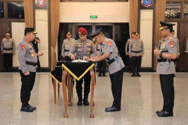 Kompolnas: Polri Masih Boleh Duduki Jabatan Sipil! Kompolnas: Polri Masih Boleh Duduki Jabatan Sipil!