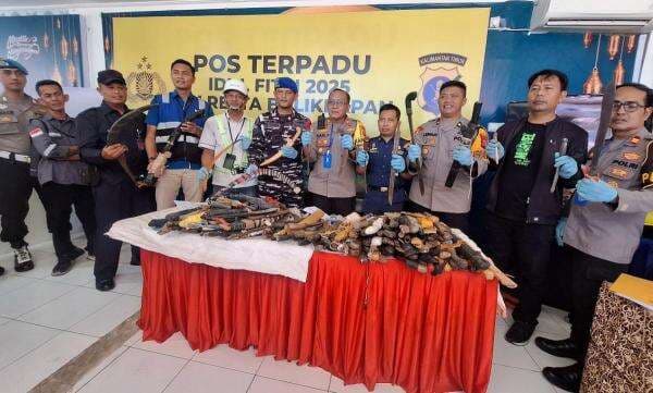 Arus Mudik Lebaran, Ratusan Sajam Diamankan di Pelabuhan Semayang Arus Mudik Lebaran, Ratusan Sajam Diamankan di Pelabuhan Semayang