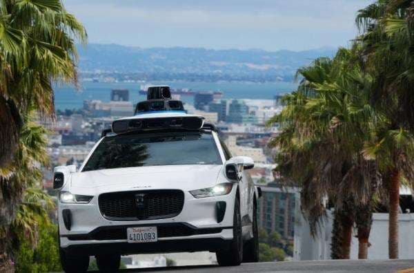 Perusahaan Robot Taksi Waymo Cari Pendanaan USD15 Miliar, Valuasinya Dekati USD100 Miliar Perusahaan Robot Taksi Waymo Cari Pendanaan USD15 Miliar, Valuasinya Dekati USD100 Miliar