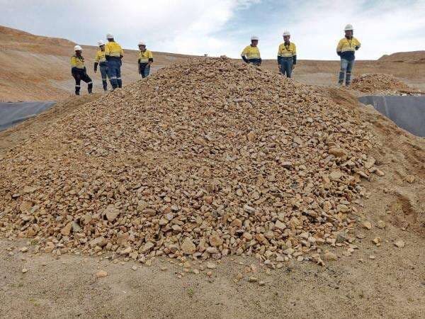 EBITDA MDKA Tumbuh 33 Persen Jadi USD295 Juta di Kuartal III-2025 EBITDA MDKA Tumbuh 33 Persen Jadi USD295 Juta di Kuartal III-2025