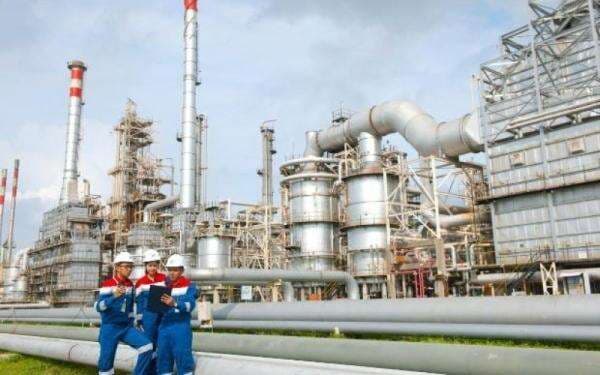 Tekan Impor, Indonesia Perlu Pacu Pembangunan Industri Petrokimia Tekan Impor, Indonesia Perlu Pacu Pembangunan Industri Petrokimia