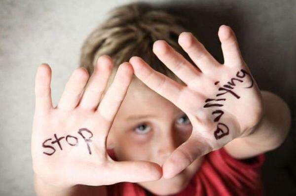 Pelajar SMK di Jakbar Dikeluarkan, Ternyata Sering Bolos karena Dibully Bertahun-tahun Pelajar SMK di Jakbar Dikeluarkan, Ternyata Sering Bolos karena Dibully Bertahun-tahun