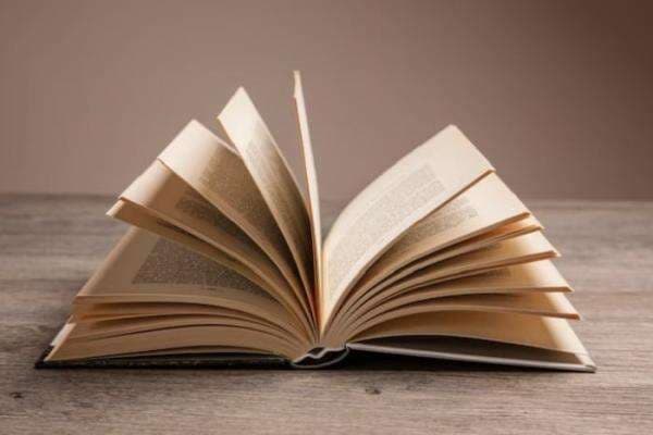 30 Contoh Kalimat Perbandingan dalam Kehidupan Sehari-hari 30 Contoh Kalimat Perbandingan dalam Kehidupan Sehari-hari