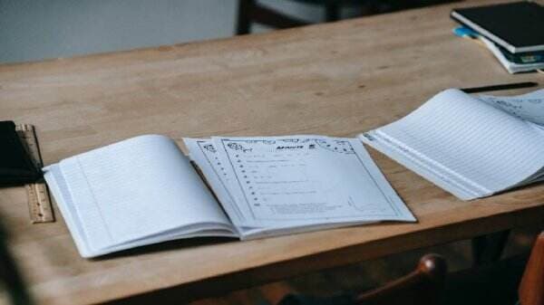 25 Contoh Naskah Drama Singkat, Bisa Jadi Referensi Menulis 25 Contoh Naskah Drama Singkat, Bisa Jadi Referensi Menulis